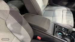 Volvo XC40 Plus, B3 Mild Hybrid, Gasolina, Dark - Miniatura 46