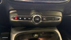 Volvo XC40 Plus, B3 Mild Hybrid, Gasolina, Dark - Miniatura 57