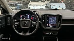 Volvo XC40 Essential, T2 automático, Gasolina - Miniatura 12