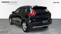 Volvo XC40 Essential, T2 automático, Gasolina - Miniatura 2
