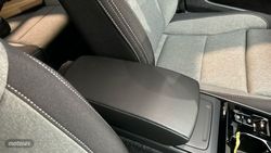 Volvo XC40 Essential, T2 automático, Gasolina - Miniatura 25