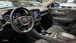 Volvo XC40 Essential, T2 automático, Gasolina - Miniatura 41