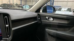 Volvo XC40 Essential, T2 automático, Gasolina - Miniatura 42