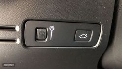 Volvo XC40 T3 Business Plus Manual - Miniatura 15