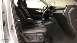 Volvo XC40 T3 Business Plus Manual - Miniatura 39