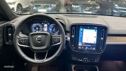 Volvo XC40 Recharge Plus, T4 plug-in hybrid, Eléctrico/Gasolina, Bright - Miniatura 12