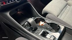 Volvo XC40 Recharge Plus, T4 plug-in hybrid, Eléctrico/Gasolina, Bright - Miniatura 16