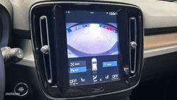 Volvo XC40 Recharge Plus, T4 plug-in hybrid, Eléctrico/Gasolina, Bright - Miniatura 18