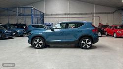 Volvo XC40 Recharge Plus, T4 plug-in hybrid, Eléctrico/Gasolina, Bright - Miniatura 21