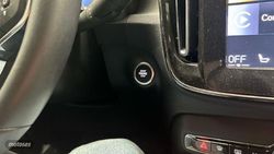 Volvo XC40 Recharge Plus, T4 plug-in hybrid, Eléctrico/Gasolina, Bright - Miniatura 23