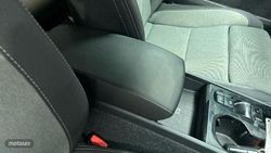 Volvo XC40 Recharge Plus, T4 plug-in hybrid, Eléctrico/Gasolina, Bright - Miniatura 25