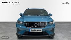 Volvo XC40 Recharge Plus, T4 plug-in hybrid, Eléctrico/Gasolina, Bright - Miniatura 3