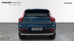 Volvo XC40 Recharge Plus, T4 plug-in hybrid, Eléctrico/Gasolina, Bright - Miniatura 4