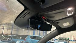 Volvo XC40 Recharge Plus, T4 plug-in hybrid, Eléctrico/Gasolina, Bright - Miniatura 40