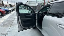Volvo XC40 Recharge Core, Single Motor Extended Range, Eléctrico - Miniatura 41