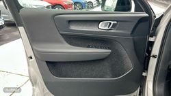 Volvo XC40 Recharge Core, Single Motor Extended Range, Eléctrico - Miniatura 43
