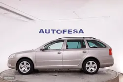 Skoda Octavia 1.6 TDI COMBI 105CV 5P # NAVY, PARKTRONIC - Miniatura 10