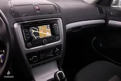 Skoda Octavia 1.6 TDI COMBI 105CV 5P # NAVY, PARKTRONIC - Miniatura 14