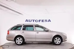 Skoda Octavia 1.6 TDI COMBI 105CV 5P # NAVY, PARKTRONIC - Miniatura 7