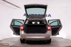 Skoda Octavia 1.6 TDI COMBI 105CV 5P # NAVY, PARKTRONIC - Miniatura 9