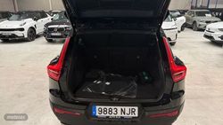 Volvo XC40 Plus, B4 Mild hybrid, Gasolina, Dark - Miniatura 13