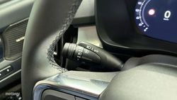 Volvo XC40 Plus, B4 Mild hybrid, Gasolina, Dark - Miniatura 17