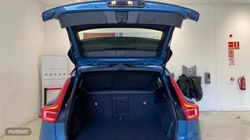 Volvo XC40 XC40 BEV RECHARGE CORE EXTENDED RANGE 82KWH 252 5P - Miniatura 2