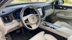 Volvo XC 60 2.0 T6 RECHARGE PLUS DARK AUTO 4WD 5P - Miniatura 5