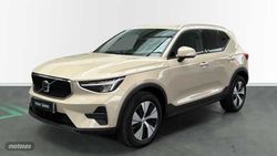 Volvo XC40 2.0 B3 CORE AUTO 5P - Miniatura 1