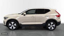 Volvo XC40 2.0 B3 CORE AUTO 5P - Miniatura 3
