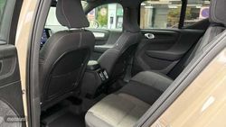 Volvo XC40 2.0 B3 CORE AUTO 5P - Miniatura 7