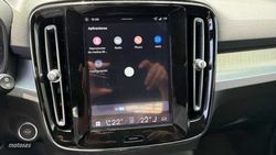 Volvo XC40 2.0 B3 MHEV ULTRA DARK DCT 5P - Miniatura 13
