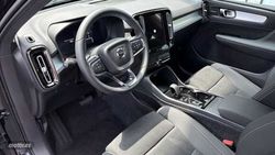 Volvo XC40 2.0 B3 MHEV ULTRA DARK DCT 5P - Miniatura 5