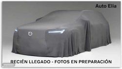 Volvo C 30 C30 MOMENTUM D5 Automático - Miniatura 1