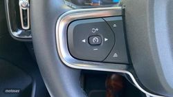 Volvo XC40 2.0 B3 MHEV CORE DCT 5P - Miniatura 14