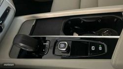 Volvo XC 60 XC60 Recharge Plus, T6 AWD Híbrido enchufable, Eléctrico/Gasolina, Bright - Miniatura 17