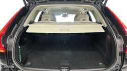 Volvo XC 60 XC60 Core, B4 Mild Hybrid, Gasolina - Miniatura 13