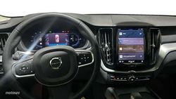 Volvo XC 60 XC60 Recharge Core, T6 AWD Híbrido enchufable, Eléctrico/Gasolina, Bright - Miniatura 14