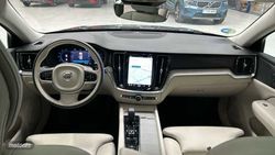 Volvo V 60 V60 Plus, B4 (diesel), Diésel, Dark - Miniatura 10