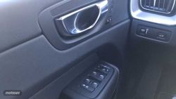 Volvo XC 60 2.0 B4 D R-DESIGN AUTO 197 5P - Miniatura 16