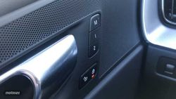 Volvo XC 60 2.0 B4 D R-DESIGN AUTO 197 5P - Miniatura 24