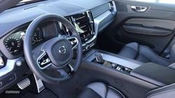 Volvo XC 60 2.0 B4 D R-DESIGN AUTO 197 5P - Miniatura 7