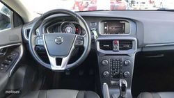 Volvo V 40 2.0 T3 MOMENTUM 152 5P - Miniatura 11