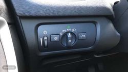 Volvo V 40 2.0 T3 MOMENTUM 152 5P - Miniatura 18