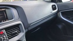 Volvo V 40 2.0 T3 MOMENTUM 152 5P - Miniatura 27