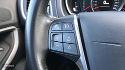 Volvo V 40 2.0 T3 MOMENTUM 152 5P - Miniatura 28