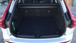 Volvo XC 60 2.0 B4 D R-DESIGN AUTO 197 5P - Miniatura 10