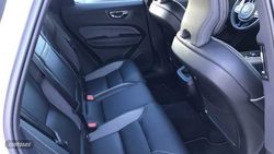Volvo XC 60 2.0 B4 D R-DESIGN AUTO 197 5P - Miniatura 9