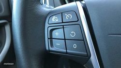 Volvo V 40 2.0 D2 MOMENTUM AUTO 120 5P - Miniatura 22