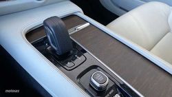 Volvo V 90 2.0 B4 D AWD AUTO 197 5P - Miniatura 12